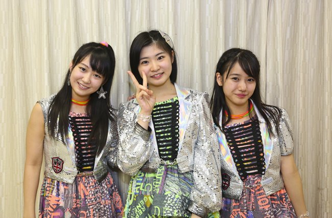 Nonaka Miki entrevista a Kaga Kaede y Yokoyama Reina sobre su primer concierto en Nippon Budokan #MorningMusume17